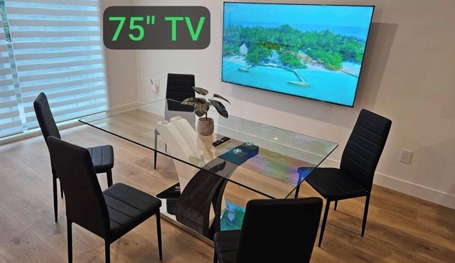 Modern Brand New: 2 Bedrooms + Large Den | Laundry | Fast internet