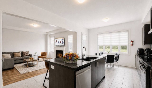 Modern Spacious Luxury detached-House new in RH
