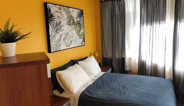 Modern studio condo in heart of downtown Montréal