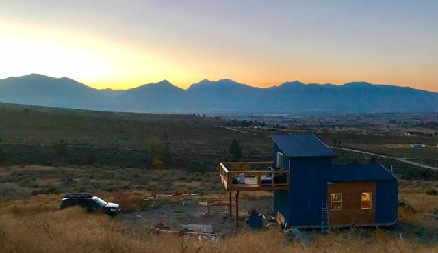 Modern Tiny House With Spectacular Views in Stevensville