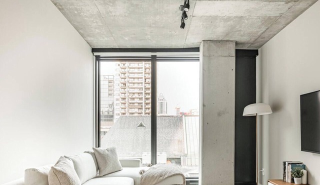 Modern Urban Retreat with Skyline Panorama