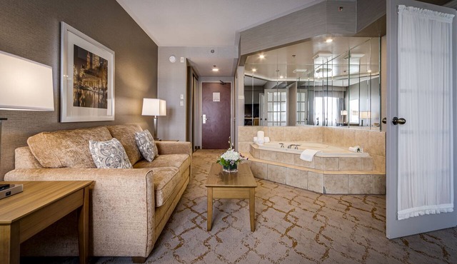 Monte Carlo Inn Vaughan Suites