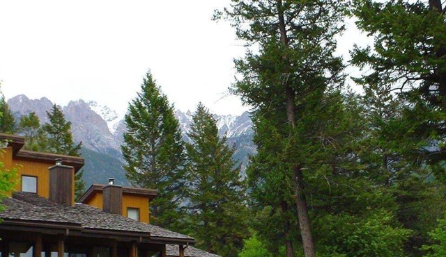 Mountainside Golf Retreat - Fairmont Hot Springs, BC