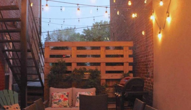 MTLVR #12 | Central Oasis, Sleeps 12, patio