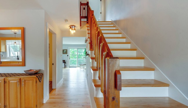 Mtn Views, On-site Trails! Spacious Bartlett Home in Intervale