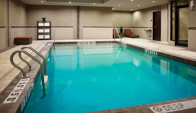 Multi-Room Suite w/Full Kitchen | Free Breakfast
