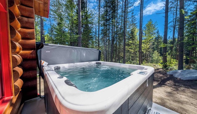 Nature, River & Spa | Les Pins de Mékinac