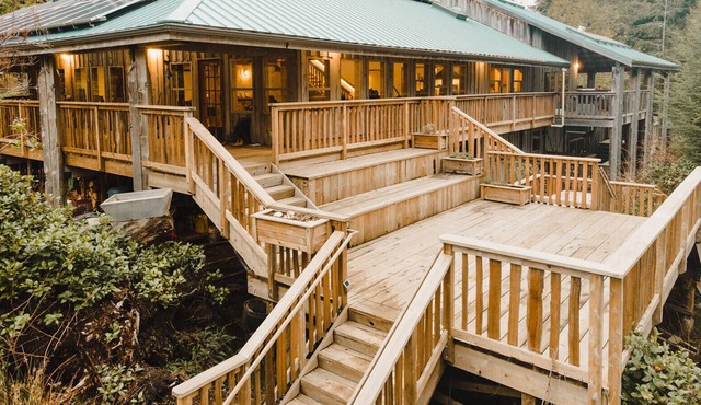 Nature retreat centre on Vargas Island