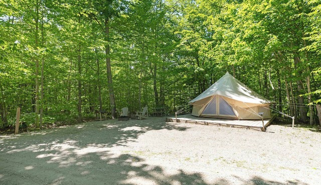 Nautical Glamping Nordic Spa Access Near Grotto