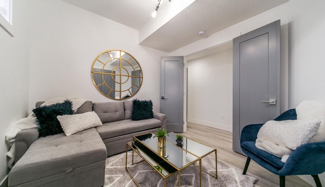 ☆NEW☆Chic Modern 3BDRM☆Central☆WiFi☆Netflix✔Clean!
