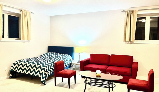 New Entire Upper level basement suite. Bright and spacious. Pet friendly.