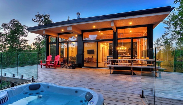 New! Le Lägom-spa 10 min from Tremblant in La Conception