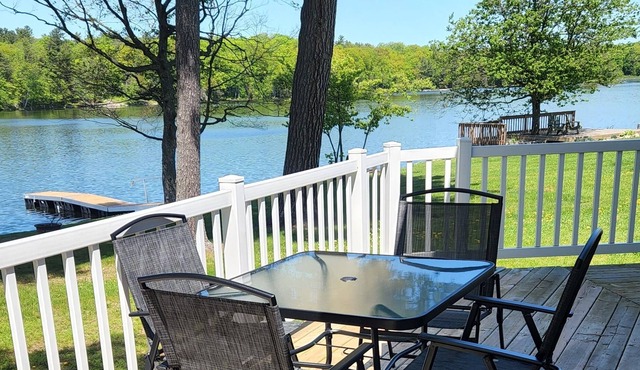 New Listing - 4 Season Lakefront Chalet Home on Graham Lake Mallorytown