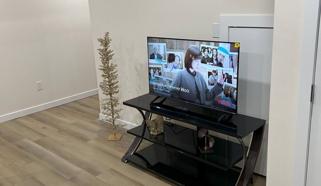 New! Open Feb 2025! Get 10% off stay in new Basement Suite*