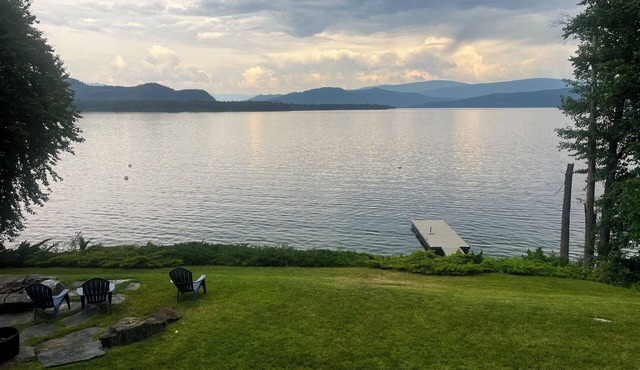 NEWLY LISTED: 4 BEDROOM WATERFRONT PROPERTY