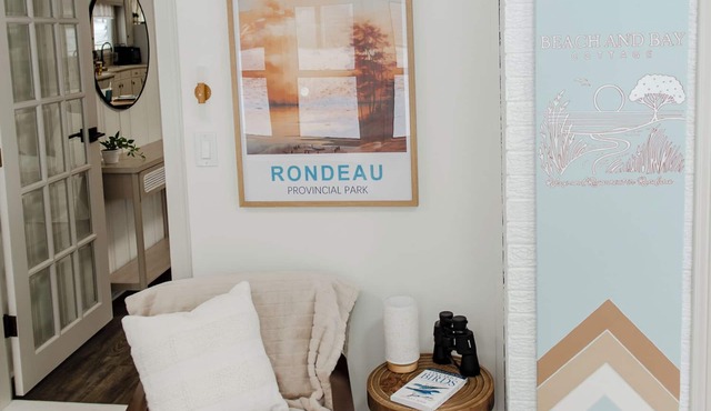 Newly Renovated 3 bedroom cottage in Rondeau steps to the beach or bay waters