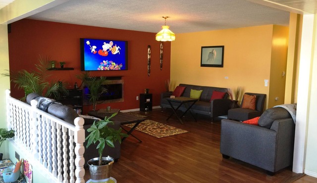 Niagara Falls entire bungalow is minutes away from all the adventure and fun