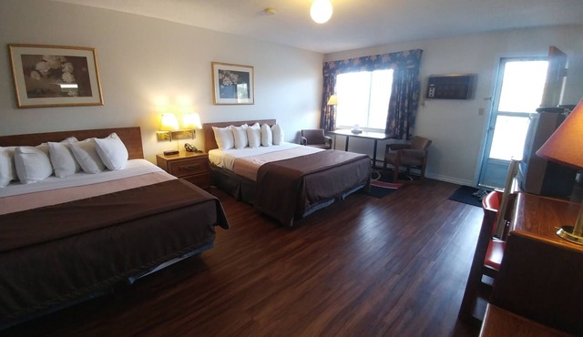 Northlander Motel