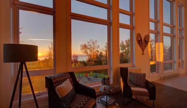 O Vitre Spa - Relax with St-Lawrence Views