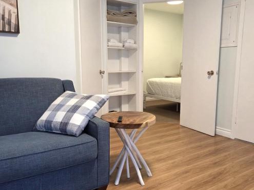 Oasis by the Bay Vacation Suites in Wasaga Beach