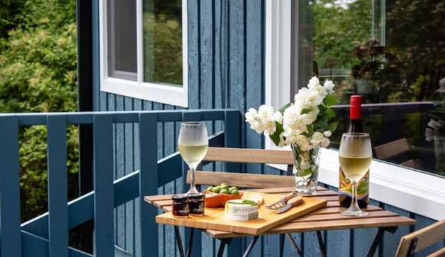Ocean Breeze Cottage — Salt Spring Island. Peaceful, Nr. Town, Beaches, Lakes⭐