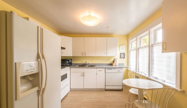 Ocean Island Garden Suites