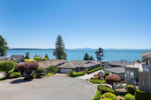Ocean view 2 bedrooms