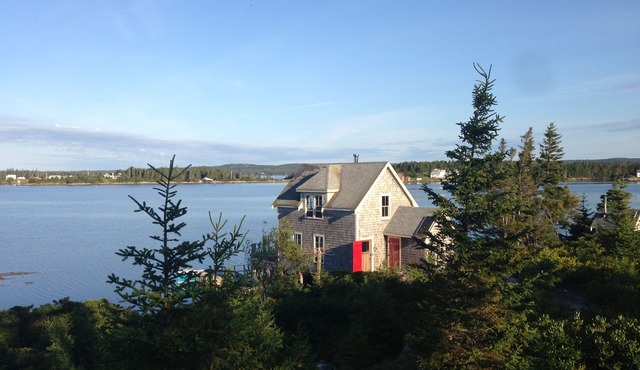Oceanfront cabin on the Lahave Islands