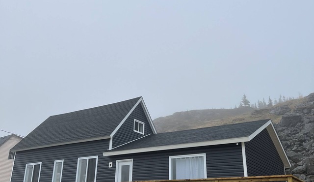 Oceanside Artists Cottage, Dunfield, Trinity Bay