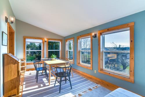 Oceanside Bass Harbor Home w/Peaceful Deck!