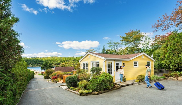 Oceanview Cottage | Private Wood-Fired Hot Tub | Sauna | Near Halifax