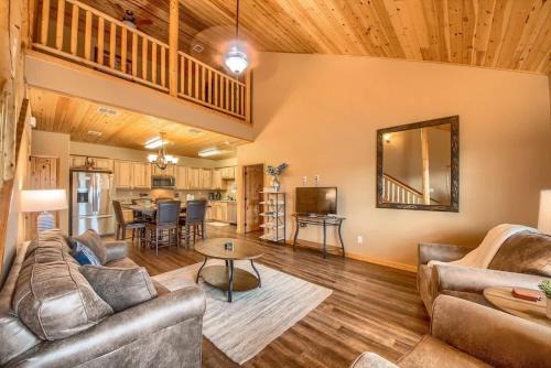 OM A13 Gruene Grove Bungalow at Old Mills Resort in New Braunfels