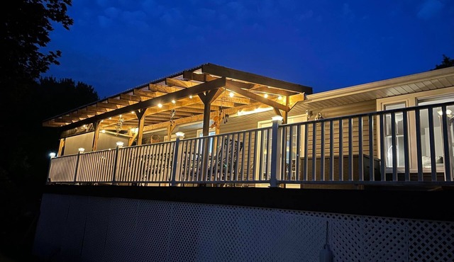 One bedroom apartment on Sydenham River in Dresden, Ontario