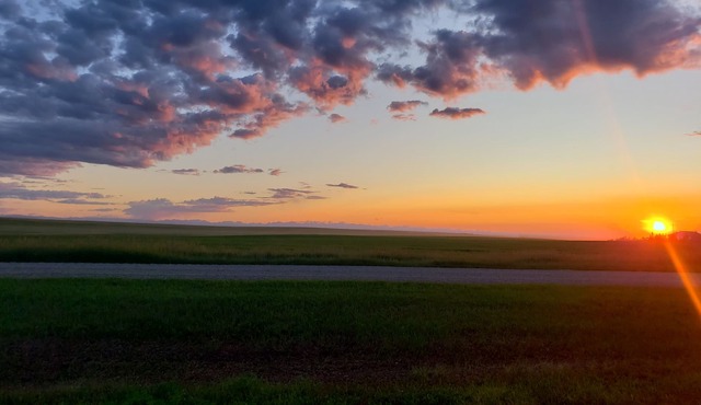 Peaceful No Haul Trailer Vacation with Rockies View