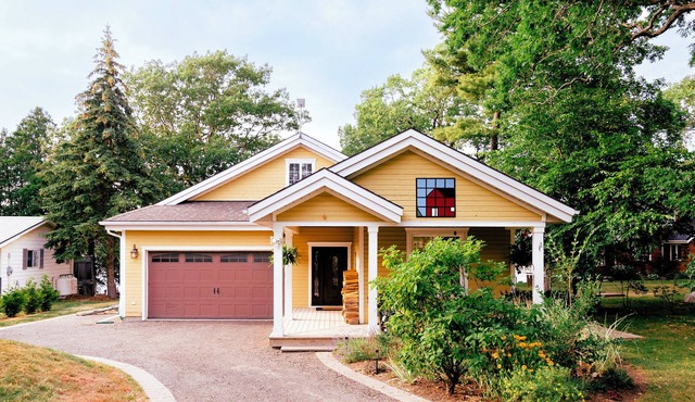 PEC Lakeside Cottage | Hot Tub, Modern Comforts & Year-Round Escape