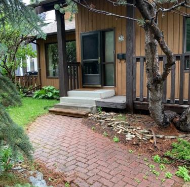 Perfect Family Home for Calgary Stampede 2026 Spacious and Relaxing Base!