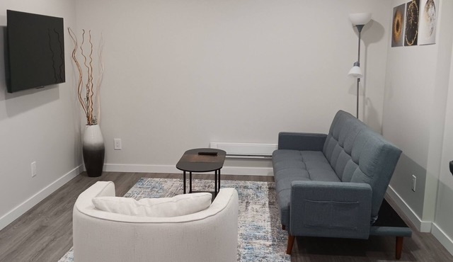 Pharezy Luxe Modern 1-Bedroom. Perfect for you.