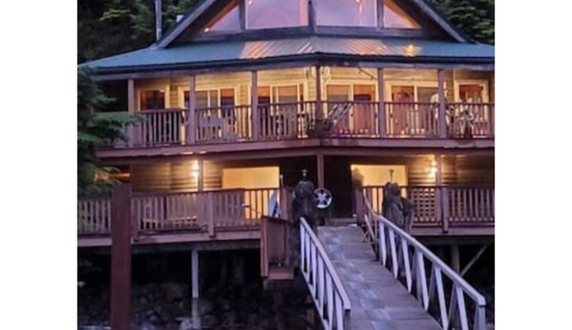 Pitt Lake Cabin