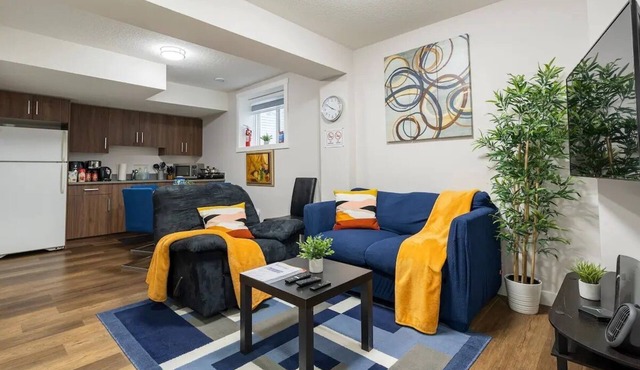 ♡ Plush Suite with | Pet Friendly | Fast Wi-Fi | Perfect for Long Stays ♡