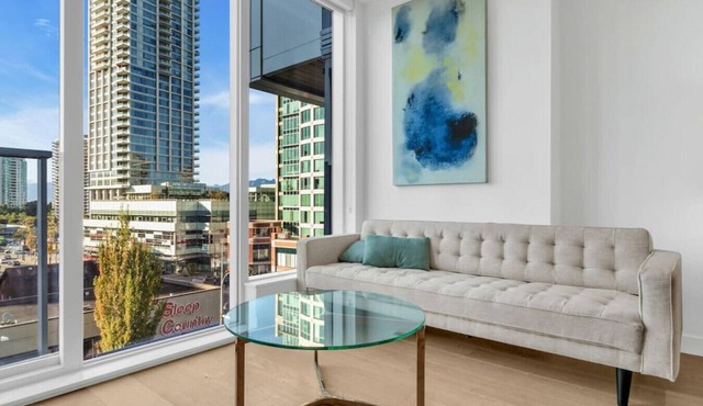PPRM-Luxury 2 Bedroom+1 Bathroom Metrotown