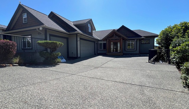 private access independent suite near Departure Bay Ferry Terminal