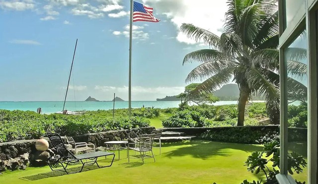 PRIVATE BEACHFRONT RENTAL in Kailua