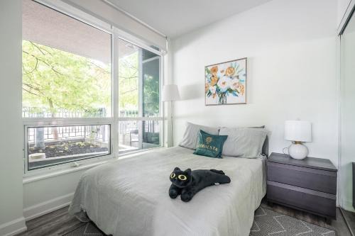 Private Entrance 2 Bedroom Condo Downtown Toronto