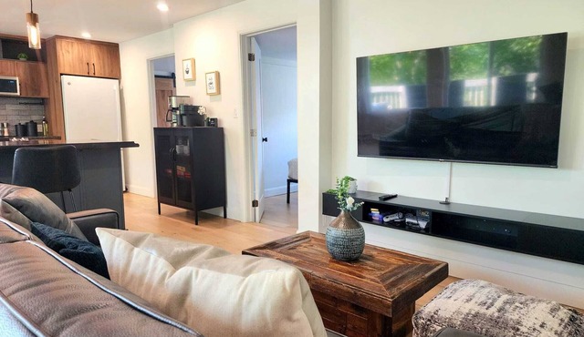 Private Hot Tub & Terrace | 2 Parking | EV charger