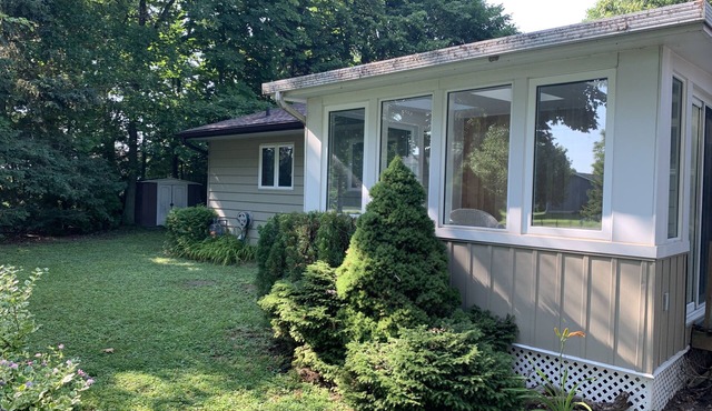 Private Lake View Cottage on Lake Huron