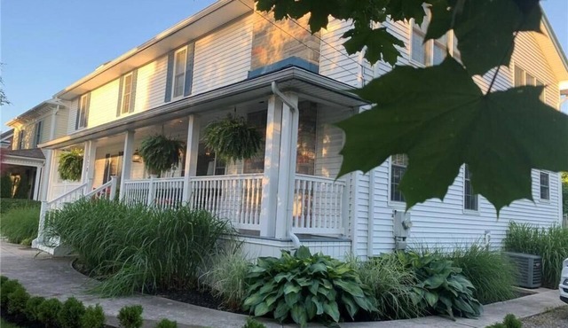 Private spacious Home in the heart of Niagara-on-the-Lake's Historic District.