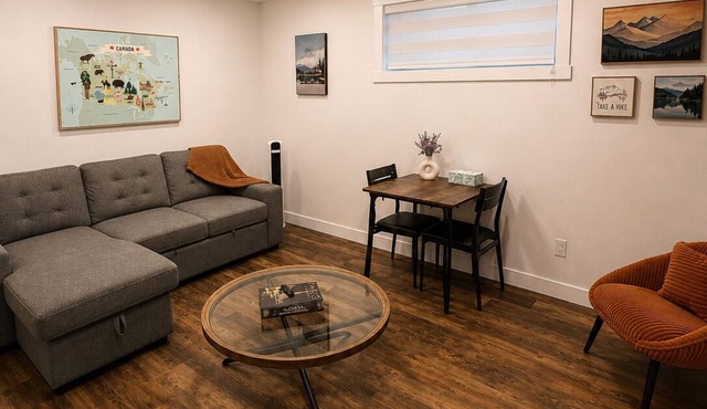 Private Suite w/Full Kitchen Near Banff National Park