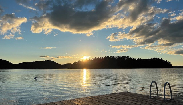 Private Waterfront Family Cottage in Huntsville, Muskoka