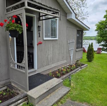 Redfish Cottages
