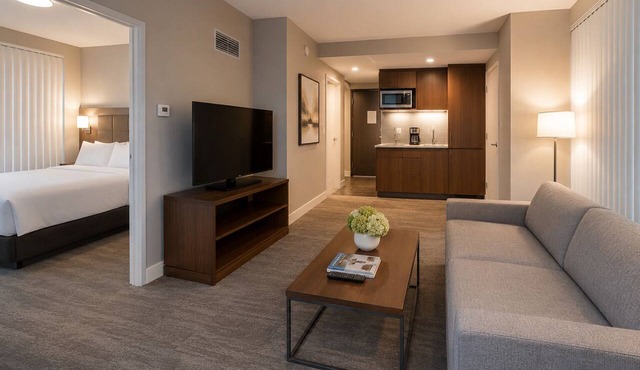 Relaxing 2BR City Escape Near Entertainment & Transit!